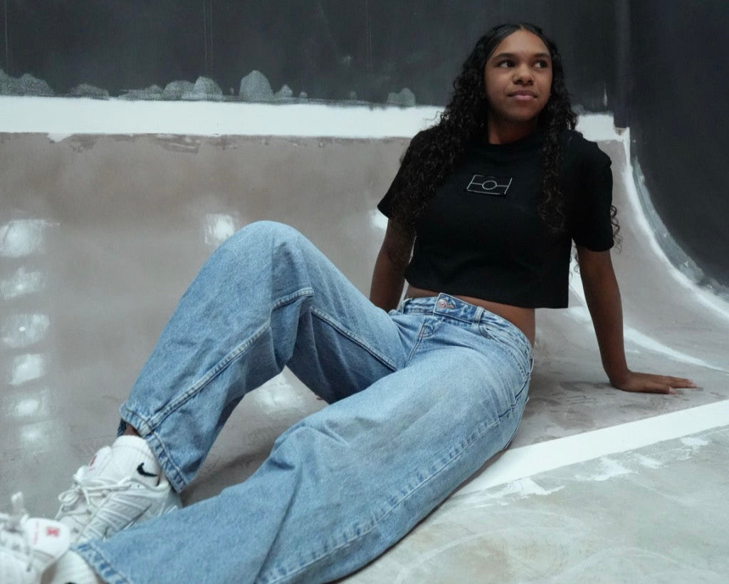 FLORii Collective Flag Crop
